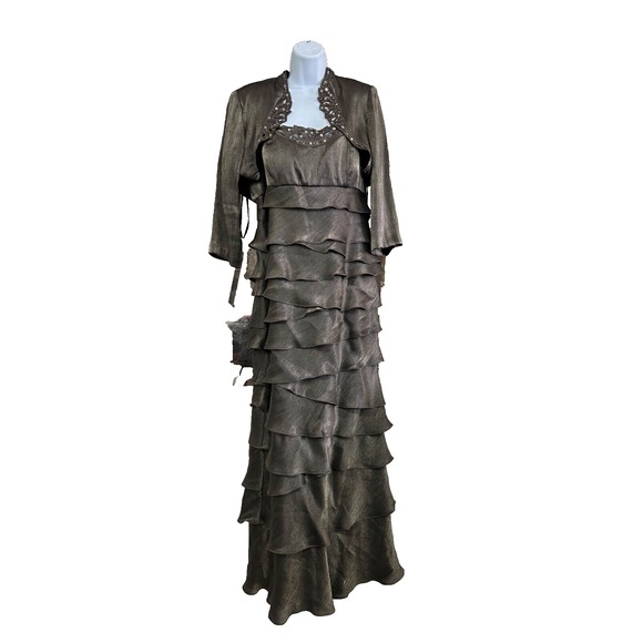 Dresses & Skirts - Ignite Evenings By Carol Lin Size 16 Gray‎ Ruffles Layers Vintage Jacket